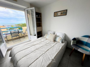 Cozy nest sea view